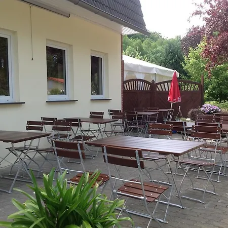 Café&pension Am Brunnen 3*
